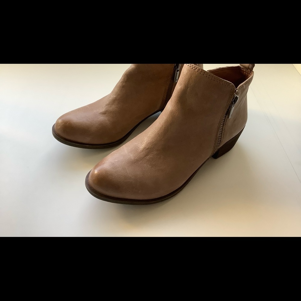 Lucky Brand Women’s Booties sz 8